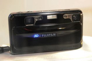 FujiFilm розробила 3D фотокамеру