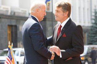 Байден: США підтримують право України на власний вибір