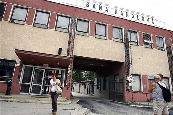 Шахта в місті Гандлова