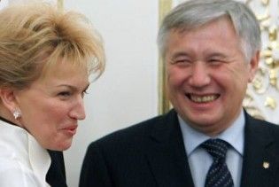 Ющенко нагородив Єханурова та Богатирьову орденами