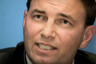 Скандального екс-полковника СБУ випустили з-під варти