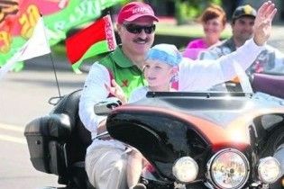 Лукашенкові виповнюється 55 років