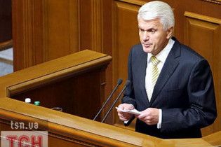 Литвин зізнався, що депутати тиснуть на кнопки не лише пальцями