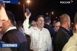 У Саакашвілі черевиком не кидали, він просто шукав Попелюшку