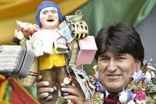 Болівія і Перу не поділили ляльку