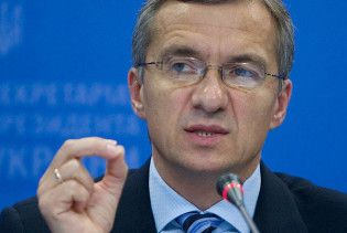 Ющенко нагородив свого головного економіста орденом Ярослава Мудрого