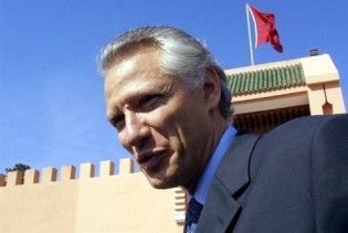 Екс-прем'єра Франції визнали непричетним до наклепу на Саркозі