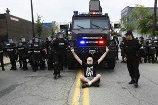 Саміт G20 у Пітсбурзі відкрився протестами антиглобалістів