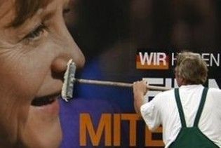 Блок Меркель перемагає на виборах до бундестагу