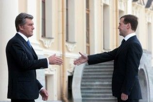 Ющенко висунув Мєдвєдєву ультиматум: жодних ультиматумів