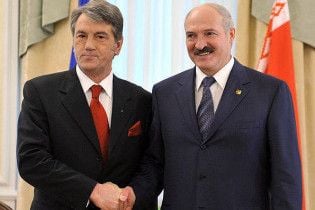 Wikileaks: США забороняли Ющенку зустрічатися з Лукашенком