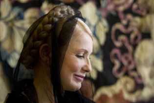 Тимошенко розпочала паломництво по святих місцях перед виборами