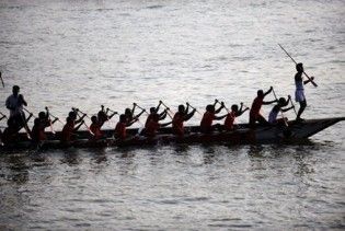 У Бангладеш при зіткненні суден на ріці загинули 14 людей
