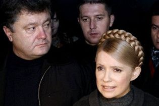 Порошенко назвав емоціями заяву Тимошенко про кордон з Румунією