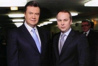 Шуфрич втратив свідомость і впав на сцені під час агітації за Януковича