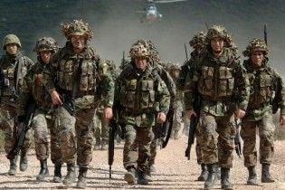 НАТО відправляє до Афганістану ще сім тисяч військових