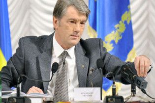 Ющенко погрожує розповісти усьому світу, що Тимошенко – "жулик"