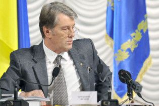 Ющенко відмовився просити гроші в МВФ
