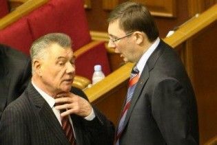 Луценко пообіцяв справедливо покарати Омельченка після Нового року