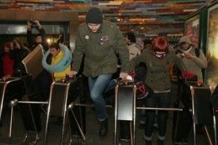 У Києві відмінили річні й квартальні проїзні