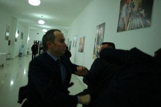 Бійка Шуфрича з Луценком. Відео