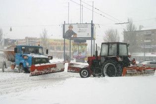 Снігопади обмежили автобусні рейси на Київщині