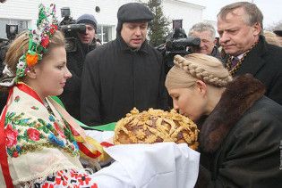 Тимошенко відмовилася у Криму розмовляти російською