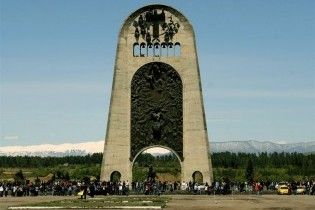 У Москві відтворять меморіал Кутаїсі попри волю автора