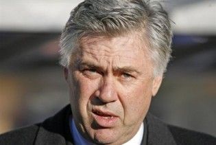 Тренер "Челсі" Карло Анчелотті пообіцяв пробігтися голим