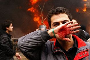 Іранцям заборонили співпрацювати з BBC та "Голосом Америки"