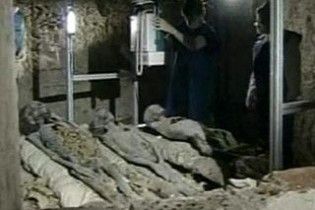 Британський телеканал шукає невиліковно хворих людей, щоб зробити з них мумії