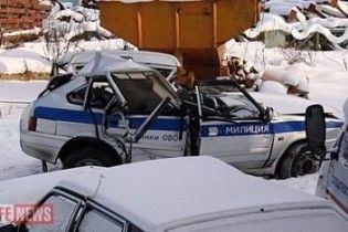 У Підмосков'ї міліціонери з повіями потрапили в ДТП на службовій машині