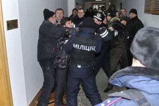 Комбінат з друку виборчих бюлетенів запрацював у режимі АЕС