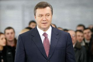 Янукович: питання про вступ України до НАТО не стоїть