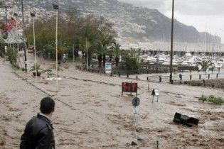 Повені та зсуви на Мадейрі призвели до загибелі більше 30 людей