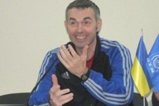 Легендарний італійський арбітр працює в селах Буковини