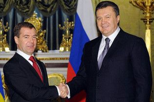 Янукович збирається зустріти Мєдвєдєва з новою газовою угодою