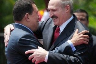 Путін передав через Чавеса подарунок Лукашенку