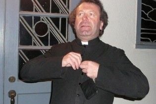П'яний литовський священик проїхав 20 кілометрів по зустрічній смузі