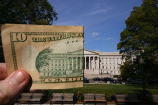 Мінфін США заробив на кризі 10,5 млрд доларів