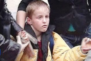 Американці повернули всиновленого хлопчика до Росії із запискою, що він більше не потрібен