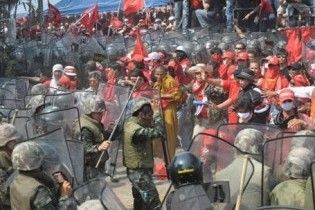 Тайські опозиціонери захопили станцію супутникового зв'язку