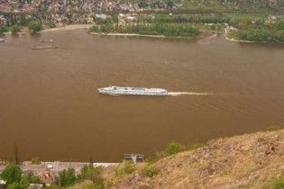 Український корабель зіткнувся з болгарським на Дунаї