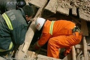 В Індонезії стався потужний землетрус, оголошено попередження про цунамі