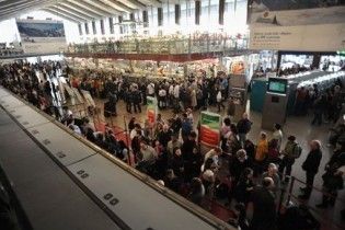 Італія знову закрила повітряний простір