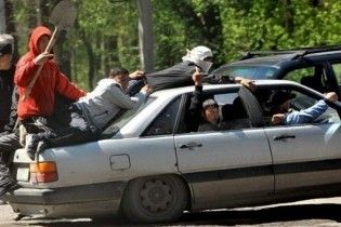 Нові заворушення в Киргизії: є загиблі, в Бішкек ввели БТР