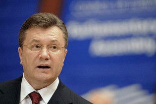 Янукович пообіцяв найближчим часом захистити російську мову