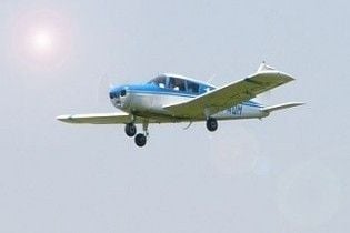 Турист спровокував авіакатастрофу, зарізавши пілота