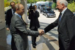Азаров і Путін зустрінуться у Стамбулі