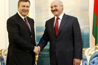 WikiLeaks: Лукашенко заборонив Януковичу допомагати селу предків